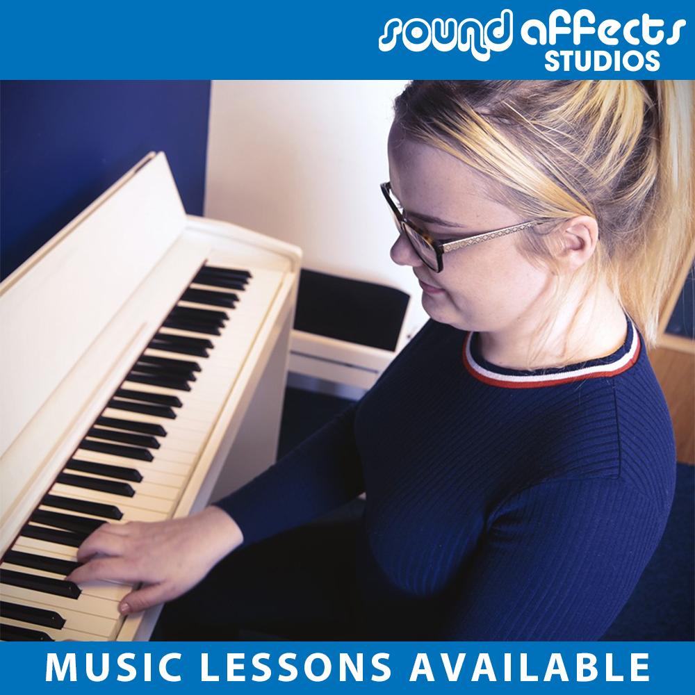 We are currently taking on new students of all ages &amp; abilities:

Guitar ∙ Drums ∙ Vocals ∙ Piano ∙ Ukulele ∙ Bass Guitar ∙ Keyboard ∙ Music Theory

TEL ☎️ 01695 580300 
EMAIL 📧 events@soundaffectsmusic.com

#Music #musicteaching #musicschool #musiclessons
