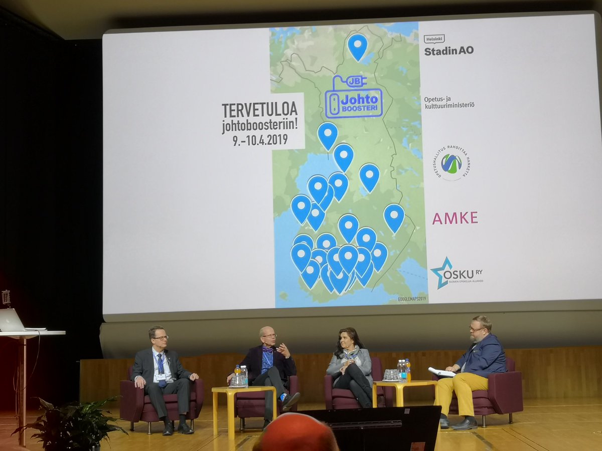 "Tulevaisuuden ammatillinen tutkinto on osaamisportfolio." Inspiroivaa keskustelua #johtoboosteri'ssa. @MikatOKM @VMLamppu <a href="/petrirajaniemi/">Petri Rajaniemi</a>