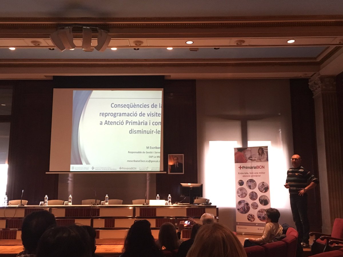 Elinfermera's tweet photo. Gran presentación del estudio d reprogramacion d visitas en el #CAPLaMina ! Mariano escribano, referente de #GIS, es el IP, gran soporte del Basiq! #AjutsXB #MésPrimàriaBCN @apicsbcn https://t.co/qPQqJy6RUH