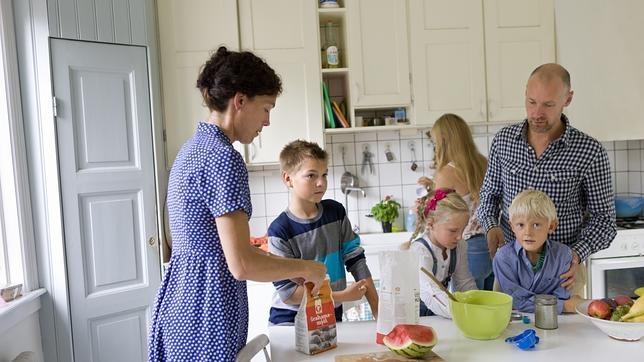 finanzascom's tweet photo. Declaración de la renta: las cinco medidas más favorables a las familias
https://t.co/6tAu92npbr https://t.co/yFtD0IWeVW