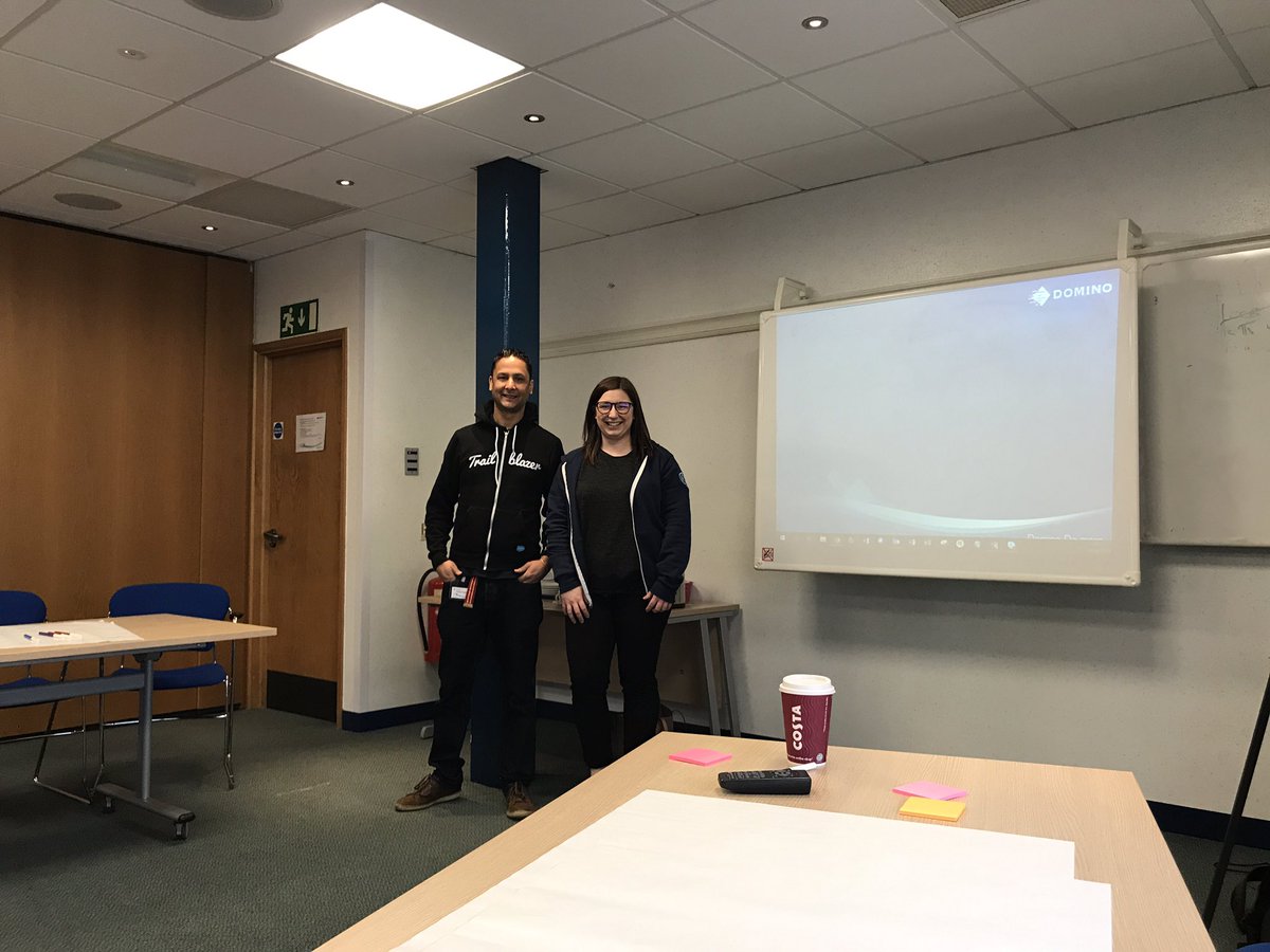 CambsUG_SFDC's tweet photo. Cambridge User Group Meeting talking about #lightning #changemanagement #salesforce #usergroup #ohana #learning https://t.co/PsUtD4LM2Y