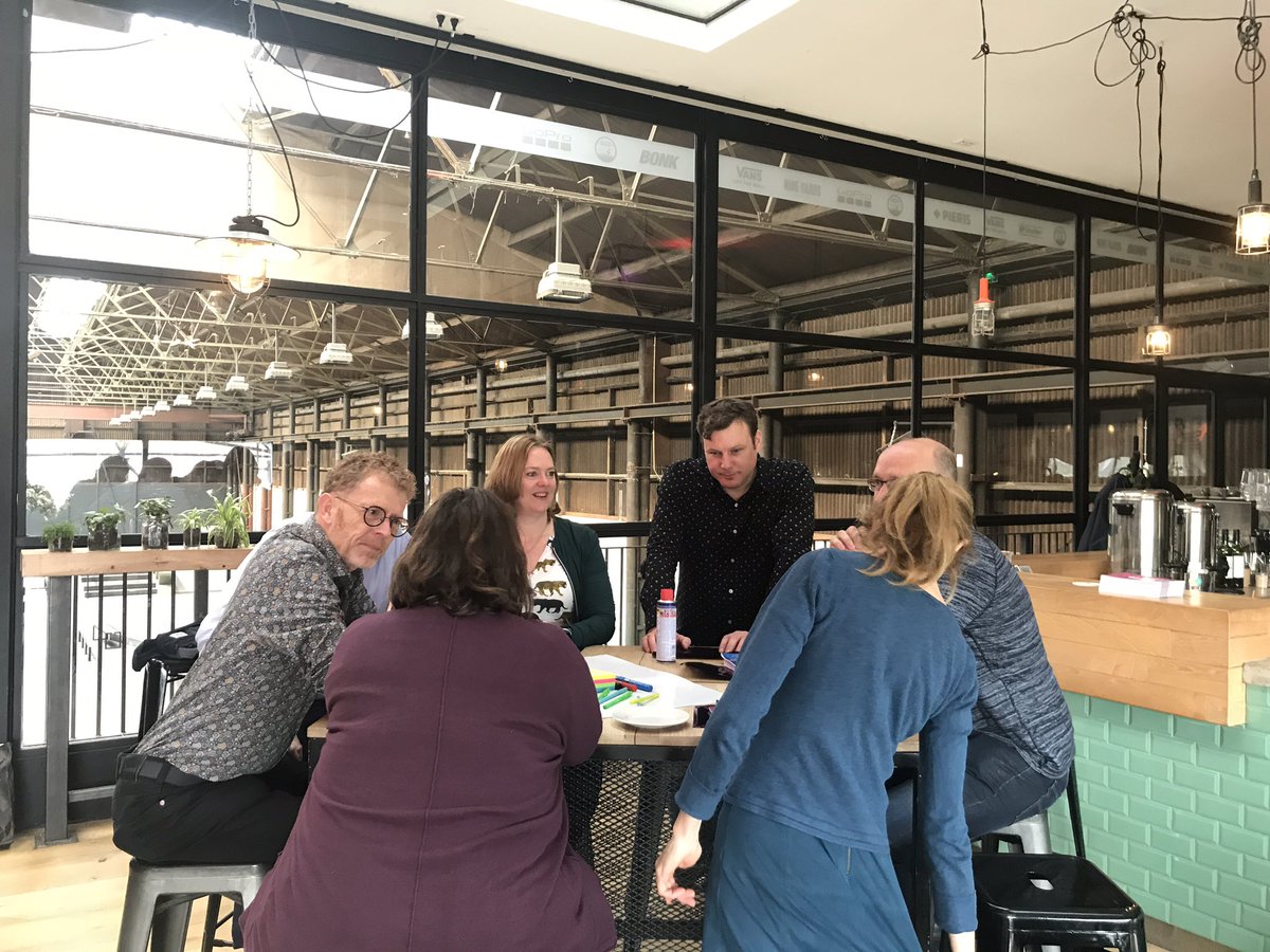 TransformatieBr's tweet photo. Aan de slag om een #instrumentenkoffer te maken om #(On)BenutBreda verder te brengen #tranformatie #sturingsinstrumenten oa met @mookbaxo @Nina7x @JulianGelens https://t.co/uO0D7jAiyl