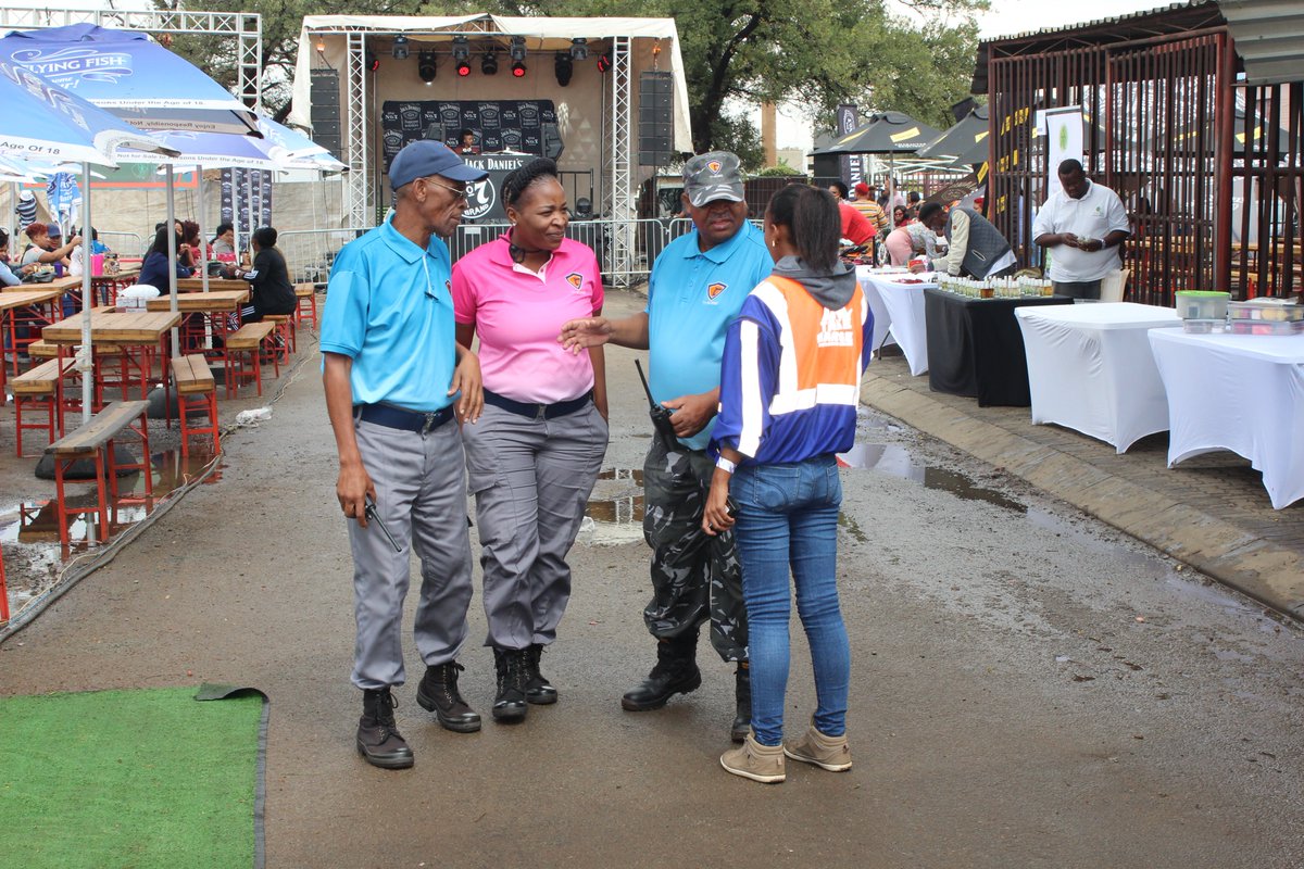 ProtectionThebe's tweet image. @ProtectionThebe  @ Ola`s shisanyama sunday session
#ThebeProtection