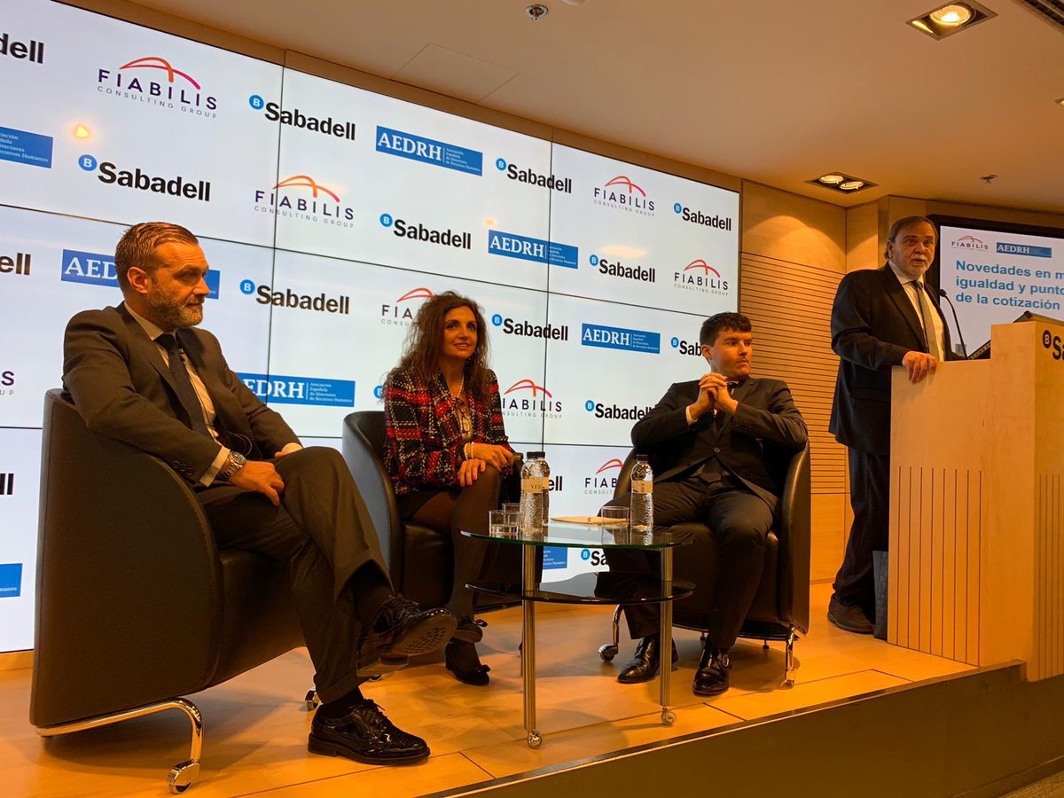 javiervelarrhh's tweet photo. Evento sobre marco laboral en Barcelona organizada por la AEDRH y patrocinada por FIABILIS en el Auditorio de Banco Sabadell.
El registro de Jornada.
Materias de igualdad.
Cotizacion AT/AP. https://t.co/sk5XG6qIGe