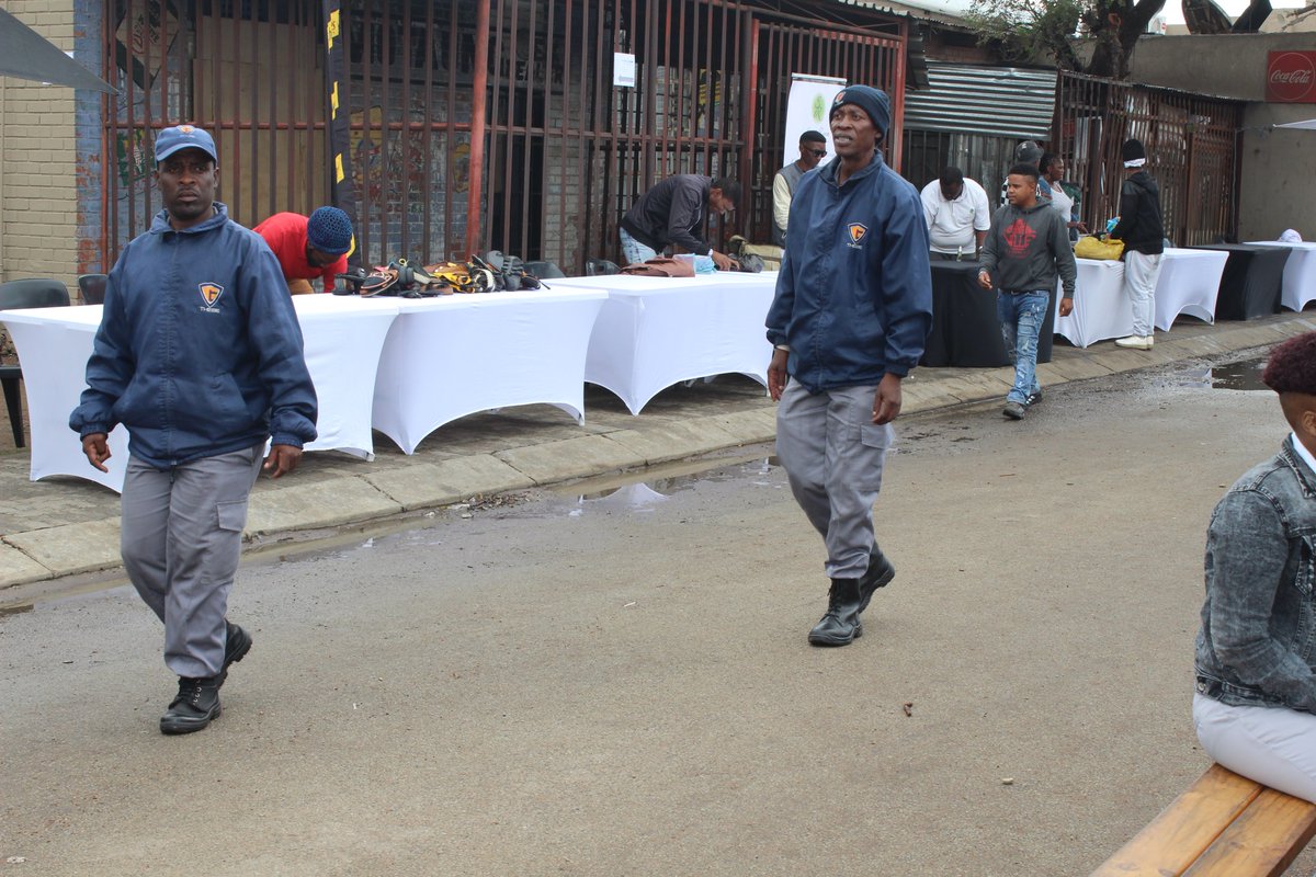 ProtectionThebe's tweet image. @ProtectionThebe  @ Ola`s shisanyama sunday session
#ThebeProtection