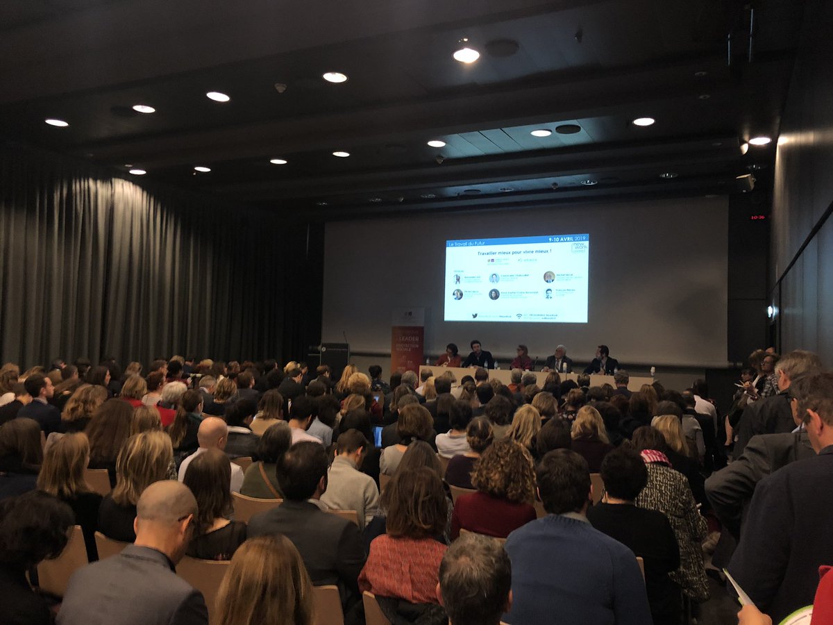 Travailler mieux pour vivre mieux ! Salle comble au <a href="/NewWork_forum/">NewWork</a> pour la plénière d’ouverture <a href="/ARP_Astrance/">ARP Astrance</a> <a href="/MalakoffMH/">malakoffmh</a> <a href="/Clustree/">Clustree</a> <a href="/groupeherve/">Groupe Hervé</a> <a href="/FabriqueSpinoza/">Fabrique Spinoza</a> <a href="/BPIgroupFR/">BPI group | LHH</a> le #travail du #futur