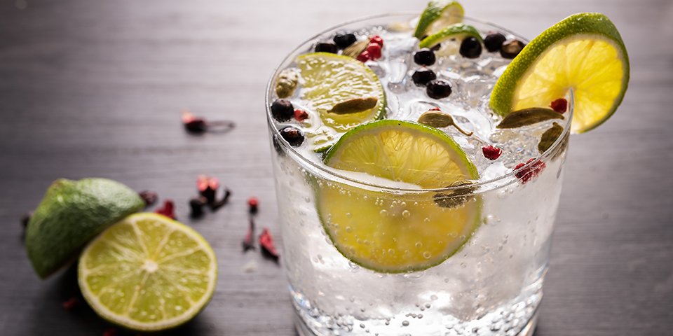 🧐Découvrez ma sélection 🍹 de gins #MadeinFrance sur thomas-madeinfrance.fr/2019/04/07/gin… #gin