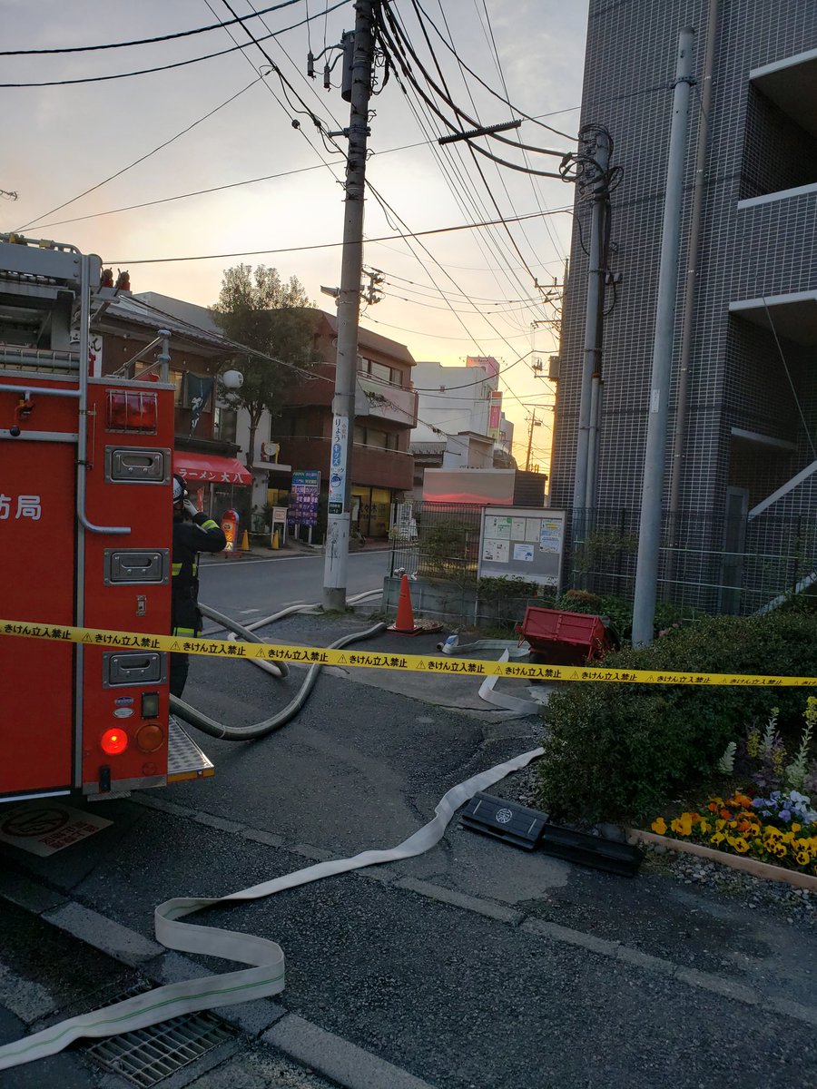 所沢市久米の建物で火災の現場画像