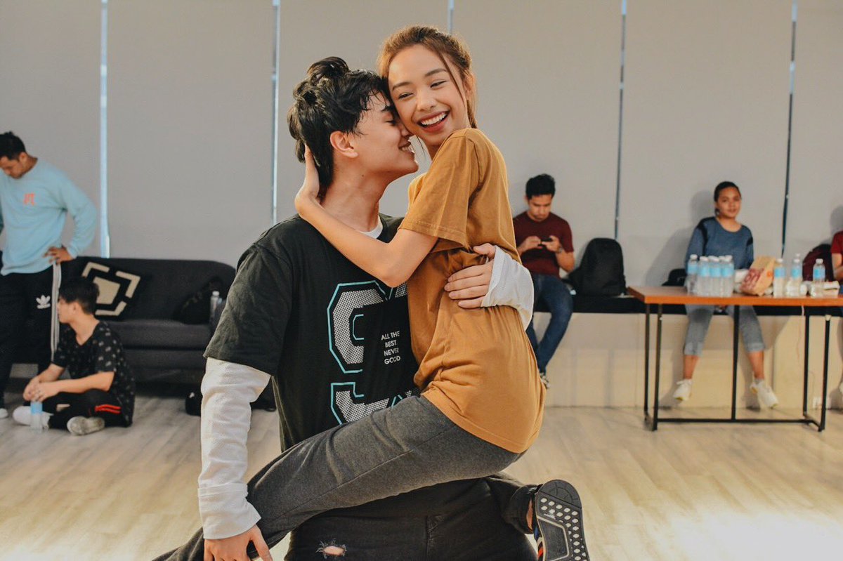 Mas masaya pag TOGETHER 🥰
.
.
Grand Album Launch happening on April 28,2019 6PM at SM North Edsa Skydome. 😍
GET YOUR TICKETS NOW at ktx.abs-cbn.com 
#MayWardGrandAlbumLaunch #MayWard #Starevents #Starmusic #Starpop