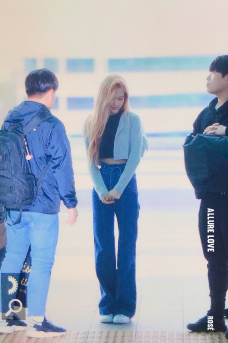Lovely_Chaeyoung tweet media