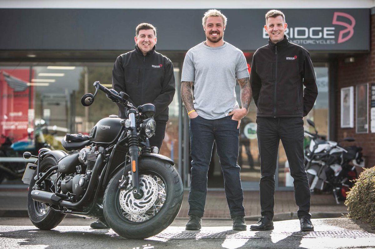 Exeter Living (@exeterliving) on Twitter photo Aw. Look at the little face of <a href="/nowellsy15/">Jack Nowell</a> getting his motorcycle licence and first bike at <a href="/BridgeExeter/">Bridge Motorcycles</a> ...
#Exeter #sonsofanarchy Aw. Look at the little face of <a href="/nowellsy15/">Jack Nowell</a> getting his motorcycle licence and first bike at <a href="/BridgeExeter/">Bridge Motorcycles</a> ...
#Exeter #sonsofanarchy