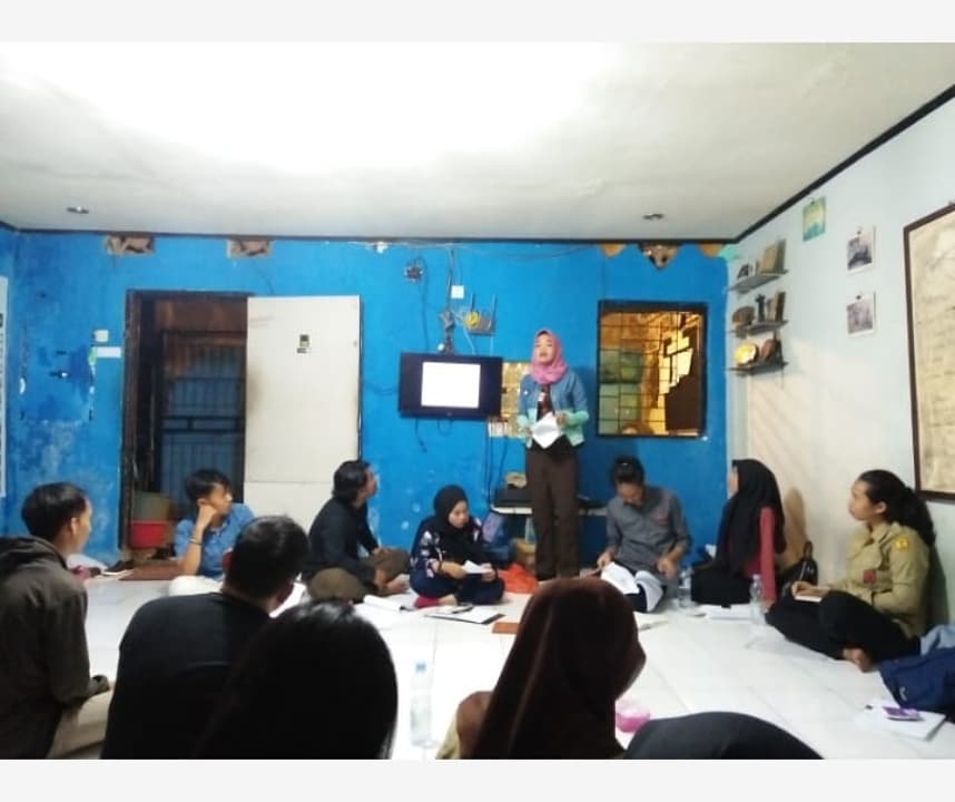 sci_stiem's tweet photo. Presentasi THESIS Perbankan dengan judul "Pengaruh Modal Kerja, Pinjaman dan Simpanan Terhadap Pendapatan Usaha di Pasar Rakyat Sungguminasa."
_
#scistiem
#sciresearch https://t.co/0ZnbUZDKGR