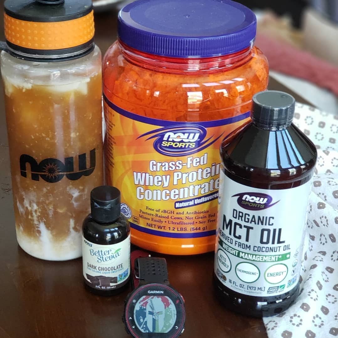 TheFitFork's tweet photo. Some of my favorite keto-friendly shaker bottle essentials from @NOWFoods #SpringIntoNow #SweatPinkPartner #ad https://t.co/jP4OPIfApB