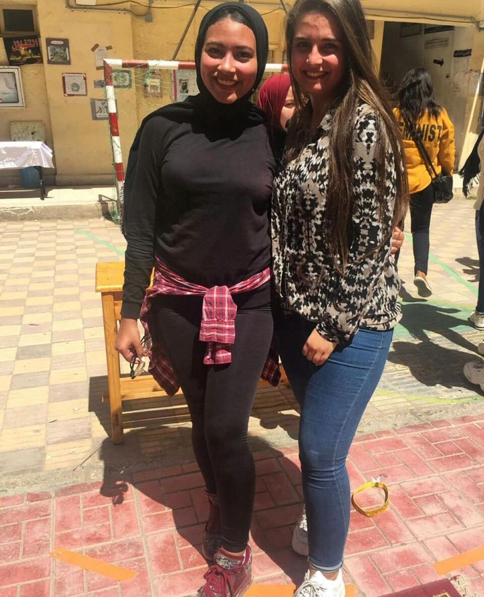 ملاحظين ايه 😉❤😅؟؟
رتويت وكومنت بقي