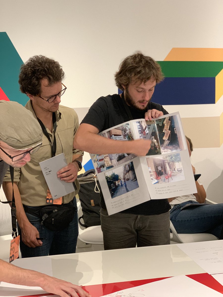 “Octava Recomendación: Considerar a las grandes transformaciones como el resultado de micro operaciones” Dia de diseño de prototipos que permitan mejoramiento de condiciones de habitabilidad en el #WorkshopB31 #LaboratorioB31 #baintegracion con <a href="/lab_uai/">Design Lab UAI</a> <a href="/basecisyu/">BA SECISYU</a> @BID_Ciudades