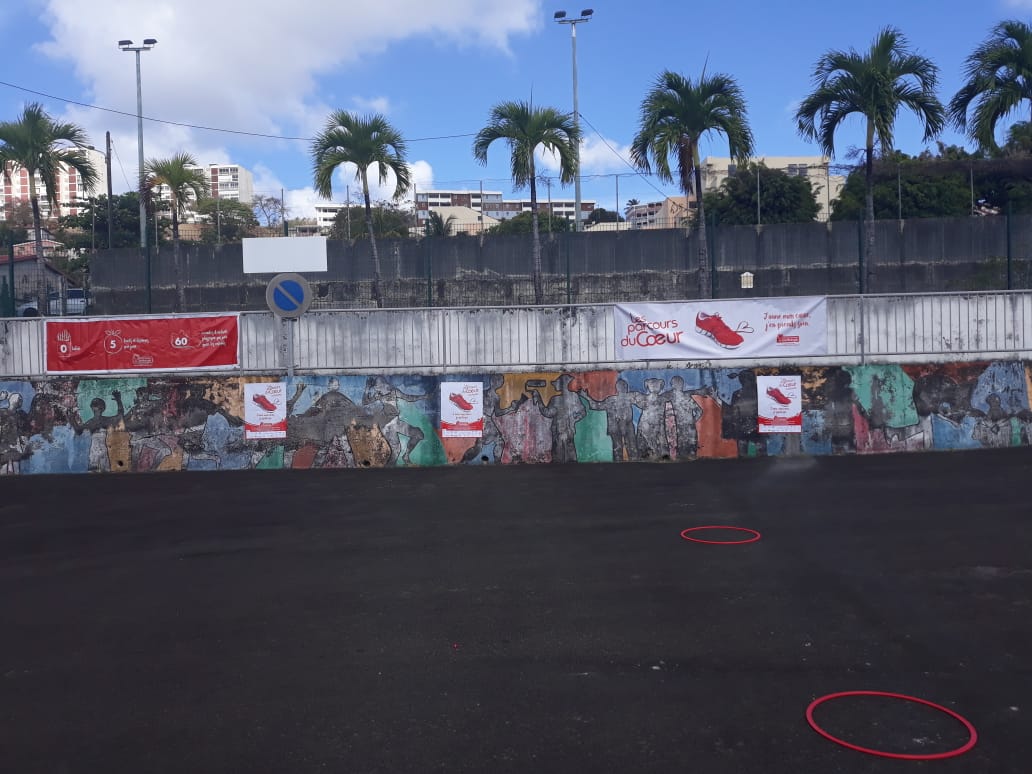 #9720161T #RDVNum19 #ParcoursDuCoeur2019
1ère étape du parcours du coeur ! Ateliers diététiques, sportifs, aps, arts et tabac <a href="/CircoFdF1/">Circo FORTdeFRANCE 1</a>