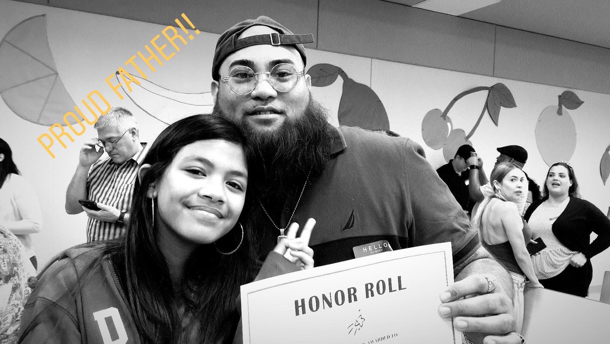 MeezyOffSafety's tweet photo. BEEN PUTTIN IN WORK WIT THE NENA SINCE FOREVER!! PROUD OF THAT HONOR ROLL BABY GIRL!! πͺπ½πͺπ½ BOOKS OVER BOYS!! #ActiveDads https://t.co/PXcgPPN7or
