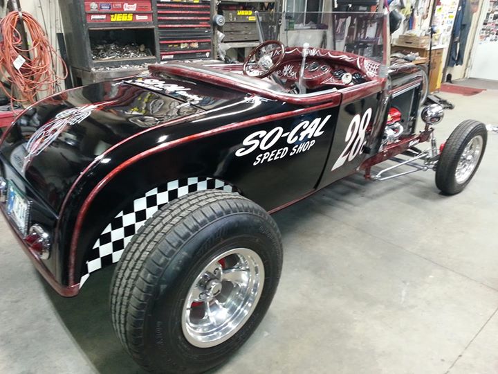 JEGSPerformance's tweet photo. It's a #ClassicCar Tuesday; what I would give to take this for a spin today😎🔥. 
Featured @Larry Coulter 1928 So-Cal Speed Shop Roadster
.
.
.
#classiccar #jegs #socalspeed #hotrod #buildcoolstuff #gofast https://t.co/foMWpApDq5