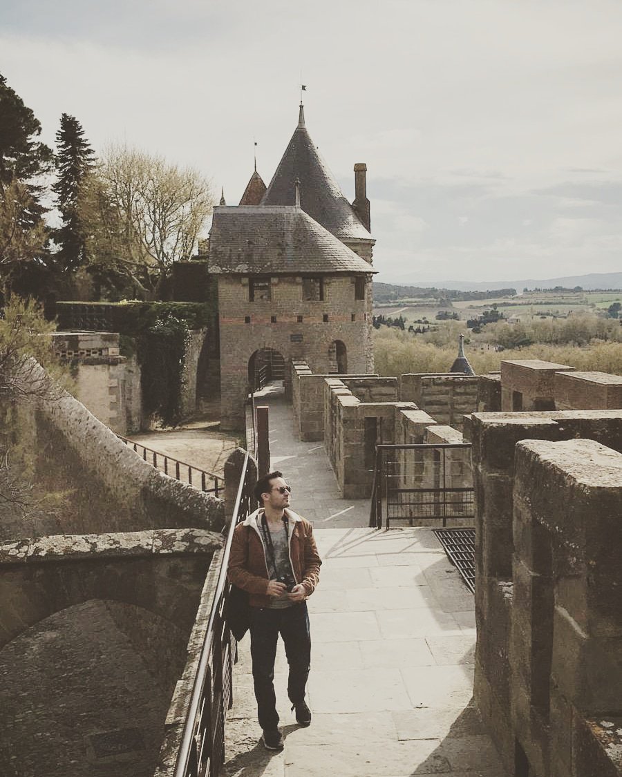 Most. Intact. Castle. Ever. (Ignore the metal railings everywhere 'cos health and safety > history). 🏰
