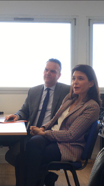 ENIEcoleInforma's tweet photo. Nous sommes ravis d'accueillir @C_MORANCAIS et la région @paysdelaloire grâce à qui nous avons formé plus de 100 personnes au numérique en 2018 ! 
#kingcodeur #queencodeuse #starsystem #pdlemploi #numérique #formation https://t.co/TbFtl48RHx