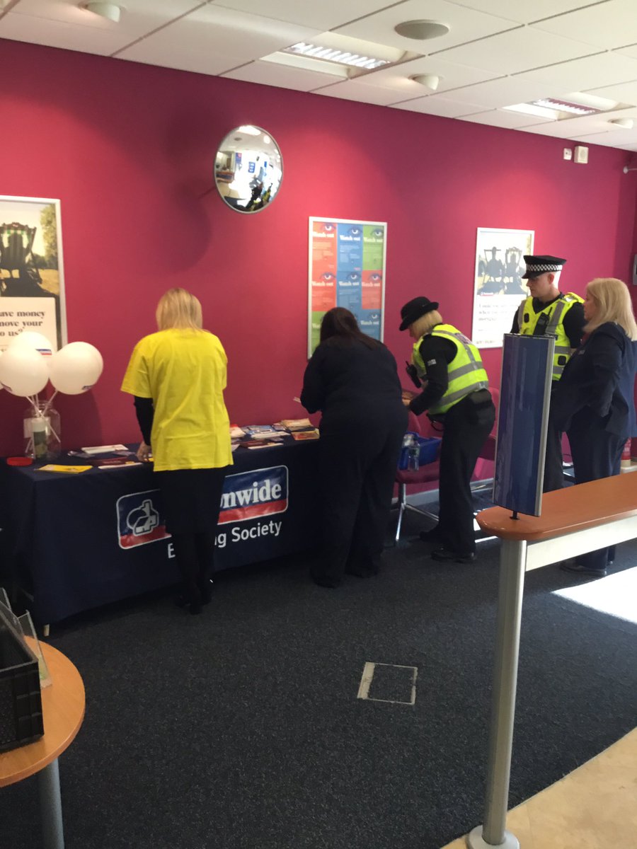 LynMElder's tweet photo. Big thanks to officers from @KirkcaldyPolice Lewis, Lizzie, Jimmy and Emma who supported #Nationwide with our fraud awareness day! Great day and plenty of information taken away by staff and members 😄 https://t.co/c3ZSatSxFp