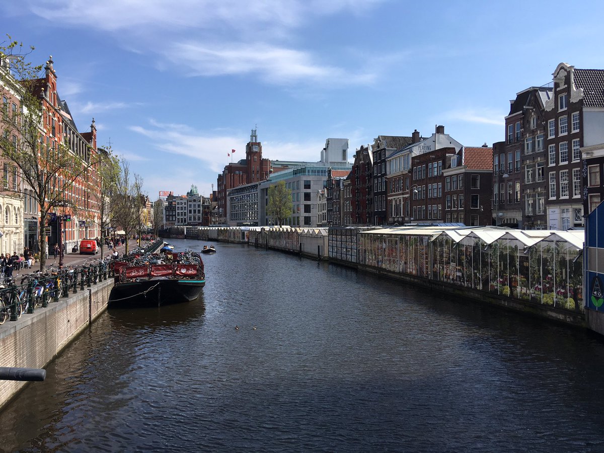 EmmaLucyHarper's tweet image. Well this holiday marlarkey is going rather well so far...#Amsterdam #cakeislife