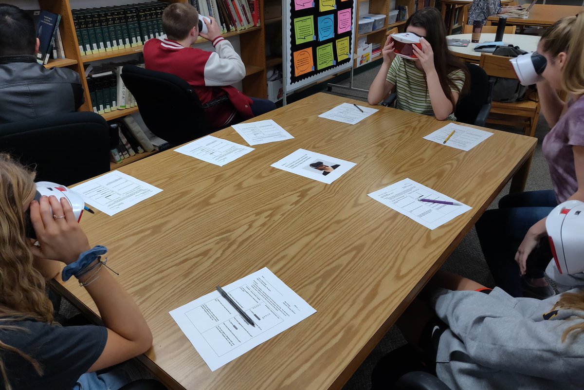 dalstonEDU's tweet photo. .@HighSchoolNorth Psychology students analyzing Virtual Reality Therapy to help treat phobias with @vkostas80 @mrslip02. Thank you @DaretoAwesome for sharing resources. #WeAreMiddNorth #MTPSPride #FutureReadyNJ https://t.co/jHNeHHbJwr