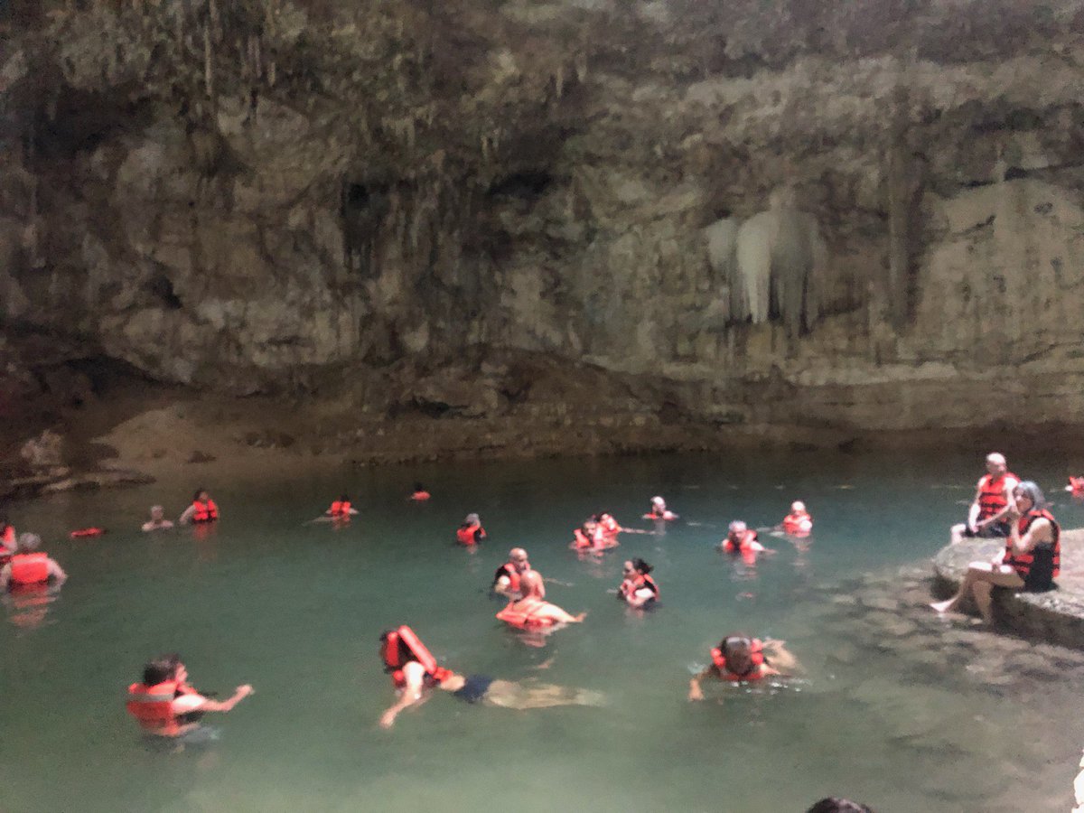 albertsez's tweet image. #tulum is proving to be a great conference destination #FileMaker #pauseonerror #pausex