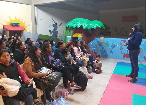 sinbolivia's tweet photo. #NotaTributaria | El SIN capacita a 159 personas contratadas por el Gobierno Municipal de La Paz: https://t.co/lNETWqgXTV
Juntos construimos
#LaBoliviaDeTodos https://t.co/KDuOdfXuxD
