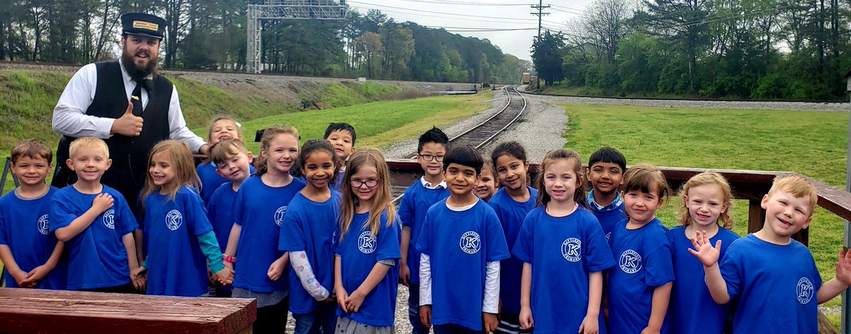 aewfaulkenberry's tweet photo. Field trip days! #Tennesseevalleyrr https://t.co/t2wLYCTLAn