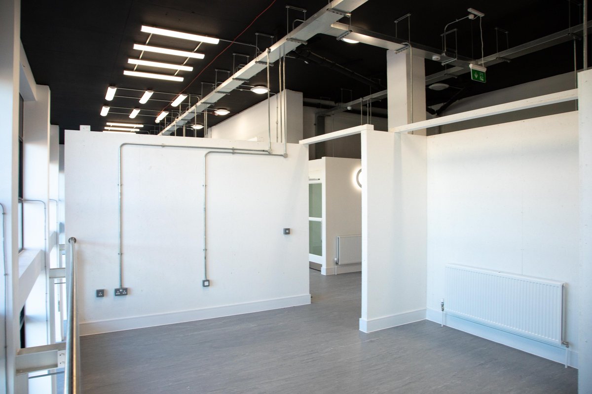 CarpenterWharf's tweet photo. More shots of latest Hackney Wick Artists Studio opportunities! Apply now at https://t.co/a9x42qX9vI for more info! Completely free space to make your latest body of work! Residencies 3-12 months. Deadline 06/05/19 @CASSART @artsy @ARTQUESTLONDON @TurpsBananaMag @Londonist https://t.co/zzLrau8LsH