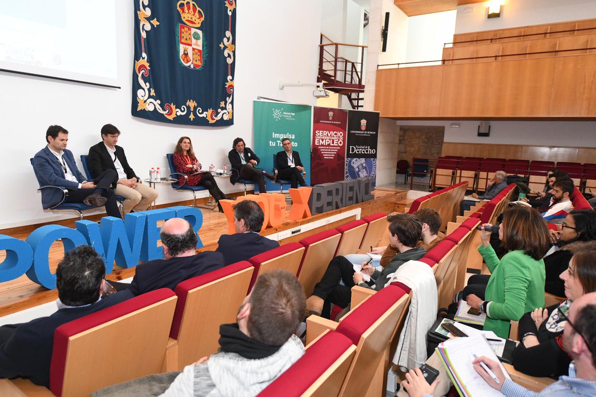 "Buscar en ti mismo aquello que te motiva, que te anima y que te pueda llamar la atención. Aquello que más te interesa lo que te gusta y lo que no. Y si lo encuentras explótalo" @cepinrod, Responsable de Recursos Humanos de Gonvarri en #PYXperienceUBU