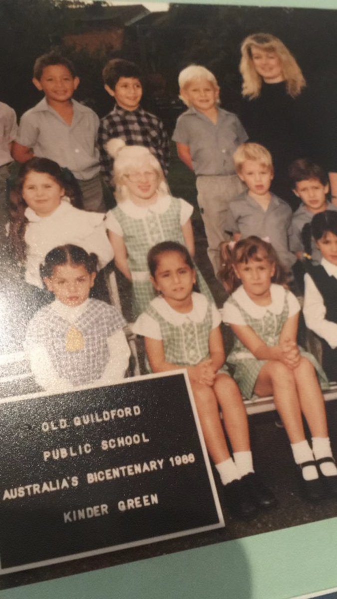 HelenMorgani's tweet image. So now what you know who @krisgraham122 is, did you know she was a teacher at @OldGuildfordPS in 1988?! Check her out @DaniBelfiore12 @MsShahriari @nathanyquan @OudeSamantha @DSafrglani I may have convinced Kris to pay us a visit next term! #150 #QualityTeaching #Maths