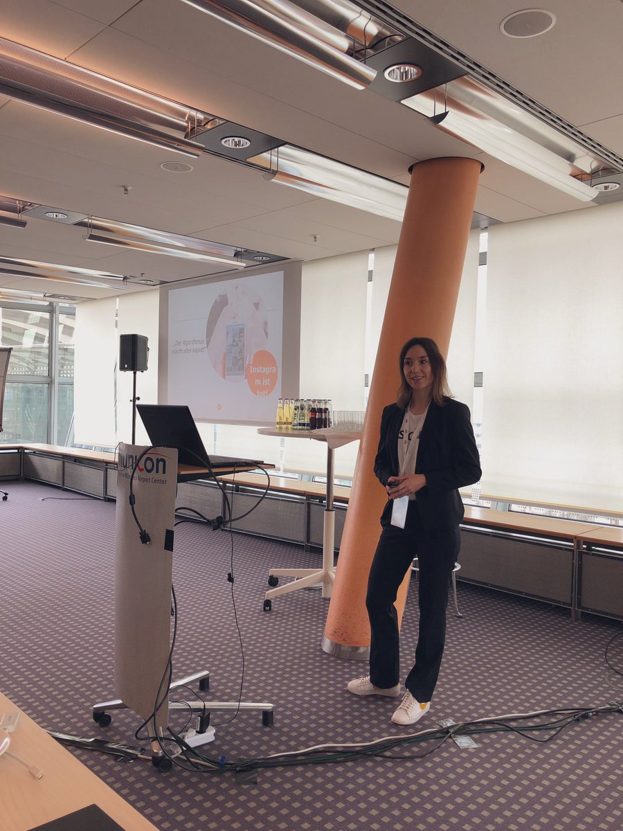 Ann-Kristin Sass (@ak_sass) on Twitter photo Macht der Algorithmus #Instagram kaputt? Klasse Beitrag von @damn_charming von <a href="/KARKALIS_COM/">KC_official</a> auf der <a href="/M_on_T/">Marketing on Tour</a> heute in München! #incon19 Macht der Algorithmus #Instagram kaputt? Klasse Beitrag von @damn_charming von <a href="/KARKALIS_COM/">KC_official</a> auf der <a href="/M_on_T/">Marketing on Tour</a> heute in München! #incon19
