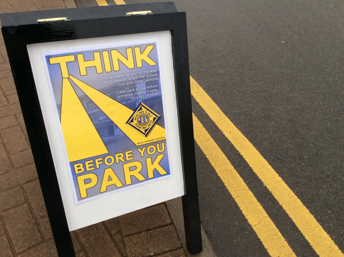 BHVCHeddluBach's tweet photo. Our Heddlu Bach were ably assisted today by the wonderful #CSOGunter and #CSOShearn on their parking patrol outside @bhvcprimary this morning #minipolice #workingtogether #safeparking @gpsuptmrichards @gppontypool #heddlubach https://t.co/QhB6PCBDlF