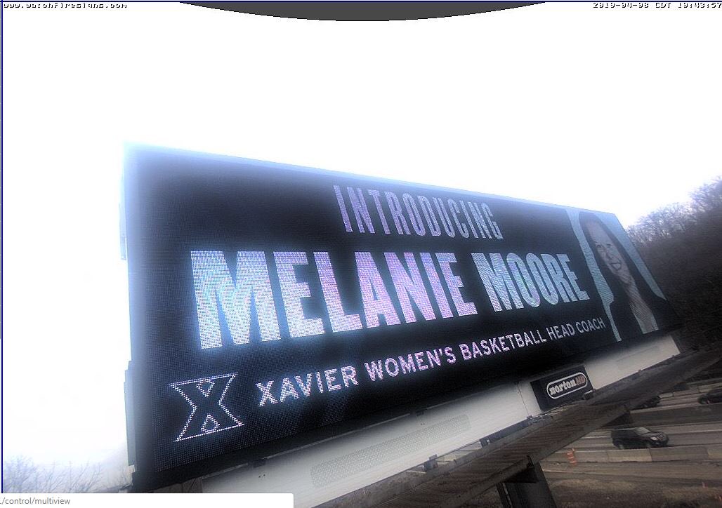 XavierWBB's tweet photo. Looking forward to introducing our new head coach, @moore_mel, this afternoon!

Thanks again to our friends at @NortonOutdoor for helping us welcome Coach Moore to Cincinnati! #LetsGoX https://t.co/FS5niDxl9s