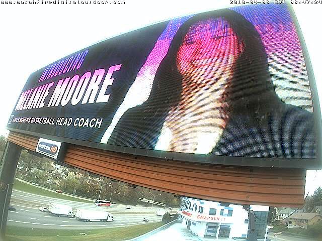 XavierWBB's tweet photo. Looking forward to introducing our new head coach, @moore_mel, this afternoon!

Thanks again to our friends at @NortonOutdoor for helping us welcome Coach Moore to Cincinnati! #LetsGoX https://t.co/FS5niDxl9s