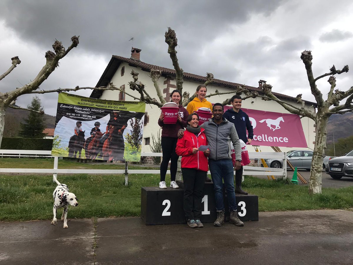 Baztan_Bidasoa's tweet photo. #Hípica #Ordoki #zalditegia ha celebrado #Concurso TREC . Te dejamos la fotos y te invitamos a probar una #experiencia a #caballo en @Baztan_Bidasoa #visita guiada #deporte #Naturaleza #Turismo #Zaldi gainean gure eskualdea ezagutuz...
https://t.co/Z4VthIIvDe
@TurismoNavarra https://t.co/LAEXn7setT