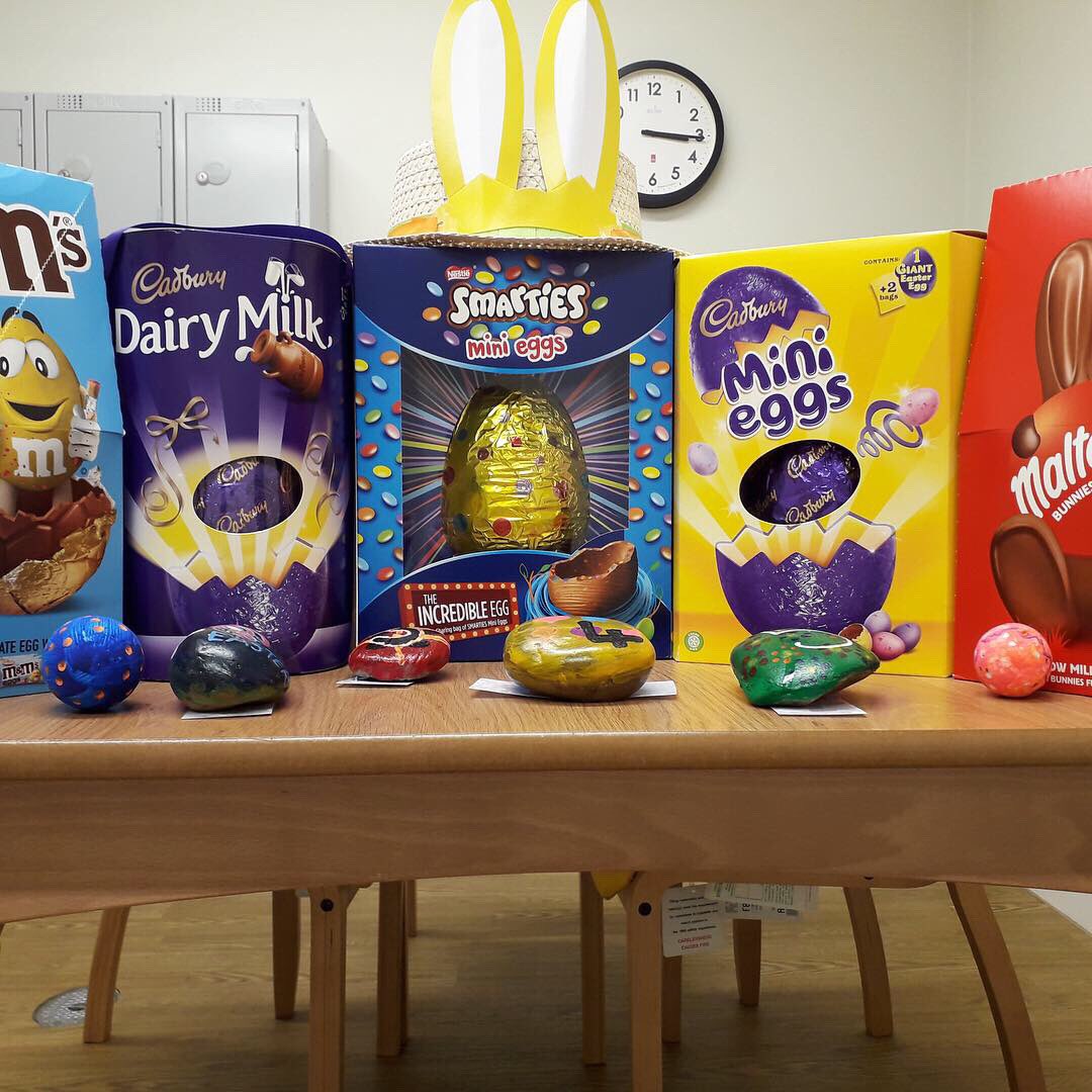 Runwood_Homes's tweet photo. Our #EasterRocks competition has launched in #ShipstononStour #Dunmurry #Studley #ChelmsleyWood #ChelmundsCross #Wymondham #Gadebridge and #TheydonBois! For the chance to win a chocolatey prize this #Easter, from 8-21 April, keep your eyes peeled for a hidden, hand-painted rock! https://t.co/2JxKUUybIX