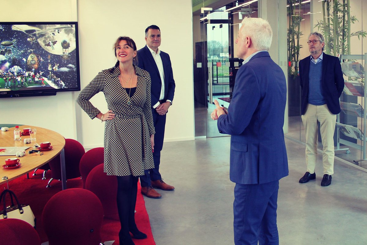 inepro's tweet photo. Alderman Marja Ruigrok visits Businesspark Nieuw-Vennep Zuid https://t.co/IzdcNlyF9h #GemeenteHaarlemmermeer #MarjaRuigrok #BusinessparkNieuwVennepZuid #inepro https://t.co/6bma4QJX81