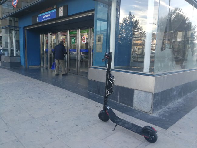 Los patinetes eléctricos ya están en el #ensanchedevallecas. Te contamos todo lo que debes saber...
bit.ly/2FYp5GG

<a href="/ufoscooters_eu/">UFO</a> <a href="/patinetePorMad/">en Patinete por Madrid</a> <a href="/PacoPerezRamos/">Paco Pérez</a> <a href="/asociacion_eve/">A. Ensanche V. Este</a> <a href="/j2mvvk/">J2M_VVK</a> @JCLorenzoCs <a href="/PPVillaVallecas/">PP Villa de Vallecas</a> <a href="/ignaciobenitop/">Ignacio Benito</a> <a href="/Borja_Terres/">Borja Terrés</a>