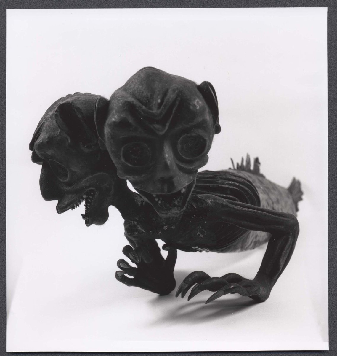 warringtonmus's tweet photo. In the early 1800s, Japanese fishermen first created  Feejee mermaids from wood, papier maché and animal parts. The mermaids were popularised in America by notorious Showman P.T Barnum. https://t.co/MfcQYTGDQa #feejeemermaid #mermaid #folklore #japan #ptbarnum #museum #history https://t.co/qMhhHEF5s1