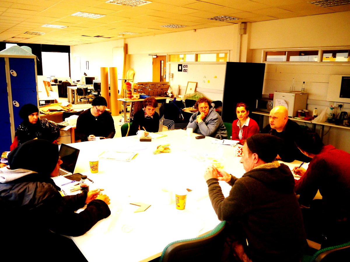 AnumAJamal's tweet photo. #throwback to when @StudioGeorgiou , George Saxon and @emilykwarner were discussing the #Salon exhibition with us then-students, which was the culmination of our #macap degree work. #majornostalgia #salongroup #CoventryStudents #covuni #coventry #uk @CoventryFAH @covcampus https://t.co/uxXgjPgvXd