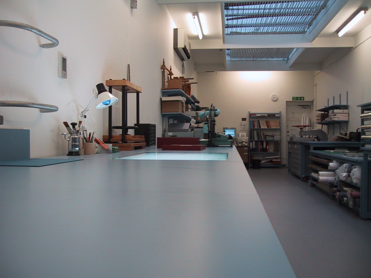 ChuArchives's tweet photo. A sneak peek into our conservator's #workspace for #Archive30 ! #conservation #bookandpaperconservation #preservation https://t.co/yN8161lHsY