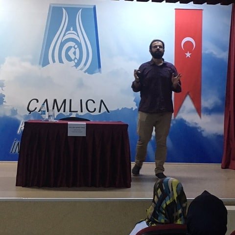 MYOSehir's tweet photo. İstanbul Şehir Üniversitesi Sosyal Hizmetler Programı Öğr. Gör. Mehmet Erken ‘’Lisede Bir Ders’’ etkinliği kapsamında Çamlıca Kız Anadolu İmam Hatip Lisesi’nde ” Kültür Nedir? ” isimli semineri verdi. #istanbulşehirüniversitesi https://t.co/rP00wsgilL