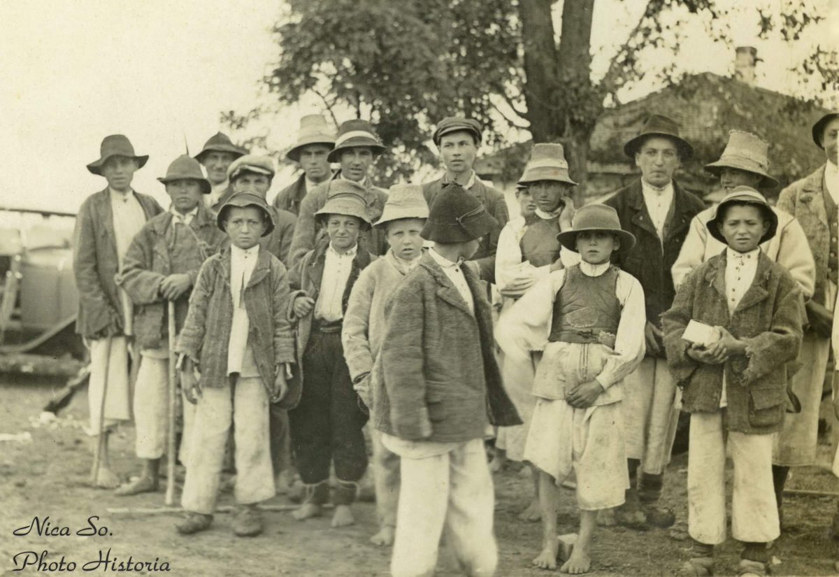 Children built strong bonds with each other and banded together during the WWII days.

A group of kids from Transylvania 1940s
Photos courtesy of So Nica Photo Historia

#Romania #WWII #impactofwaronchildren #orphans #Severathefilm #indiefilm