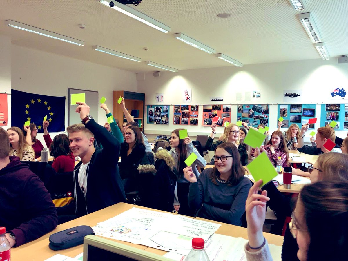 EurosocDigital's tweet photo. Wow 😮 Creativity at its peak. The dialogue with our invited politician was super solution-orientated when it came to Europe’s future challenges #climatechange #nowaste #ecology #FutureLabEU https://t.co/44DedxqtoY
