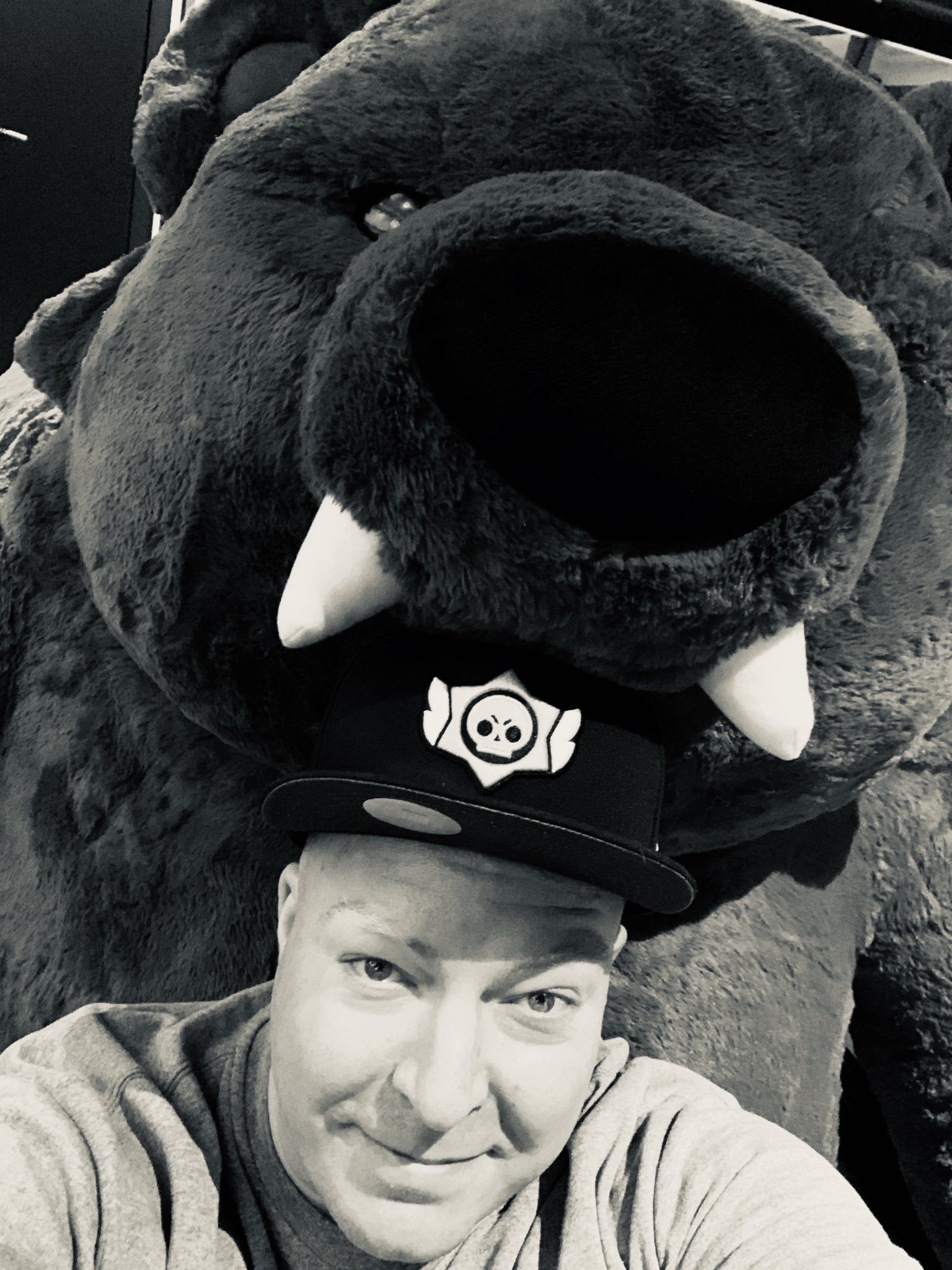 Frank Fs7n On Twitter Bear With Me Our Mega Plush Arrived Brawlstars Nita Bear Selfiewithbruce - brawl stars merch plush