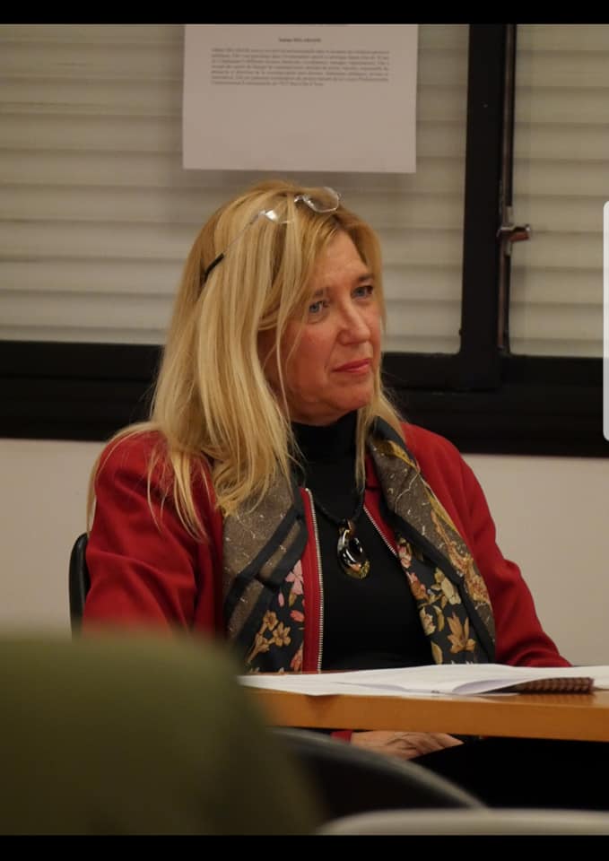 master_distic's tweet photo. Conférence-invitée Laboratoire SIC.LAB Méditerranée 
intervention de Monsieur Bernard Dagenais professeur Université Laval Québec sur Le rôle des relations publiques le pourquoi des sources dans la définition des connaissances https://t.co/7TOTSWgqWM