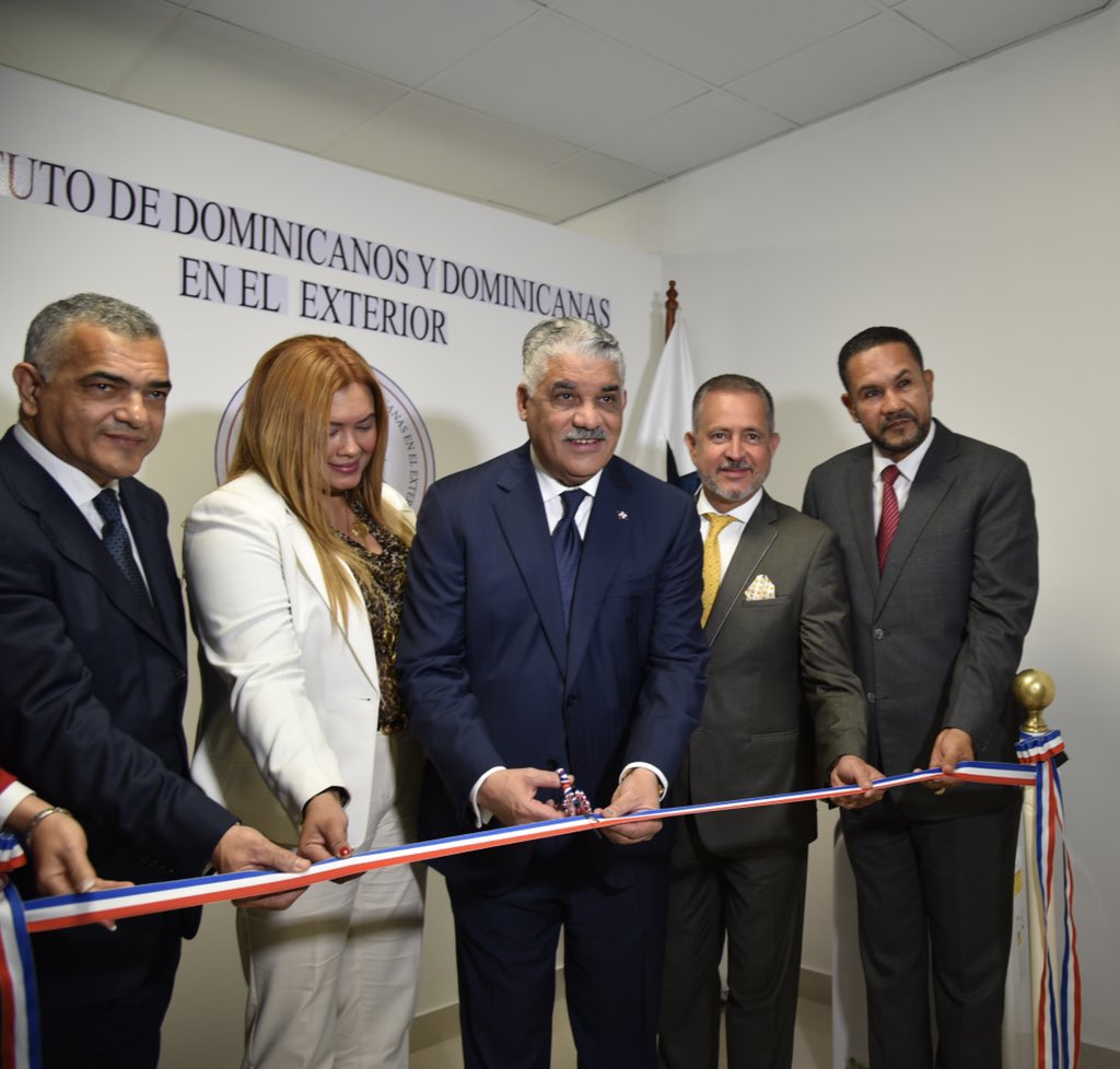 MIREXRD's tweet photo. Canciller @MiguelVargasM encabeza inauguración del Instituto de Dominicanos y Dominicanas en el Exterior #INDEX en #Panamá🇵🇦
#DiplomaciaDigitalRD https://t.co/vXccFR57zA